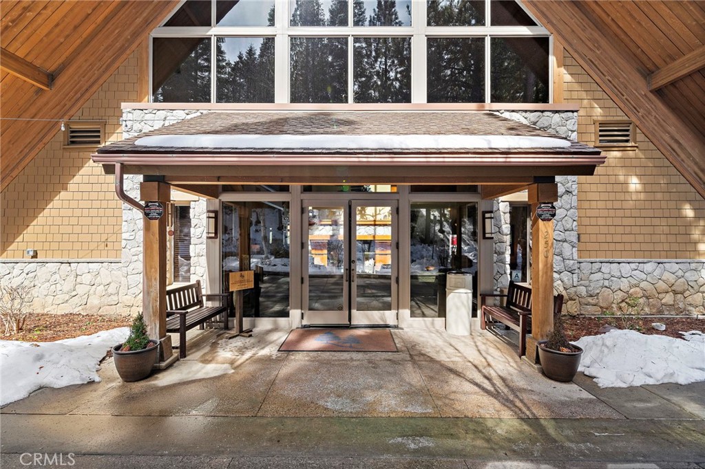 180 Grass Valley Road, Unit 20 Lake Arrowhead, CA 92352 - Photo 43 of 67