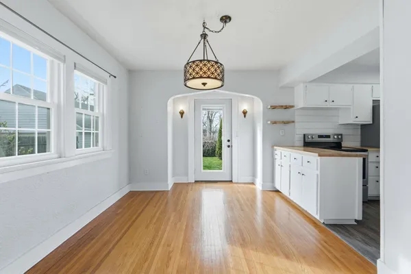 $249,900 | 1908 Kenwood Avenue, Fort Wayne, IN 46805