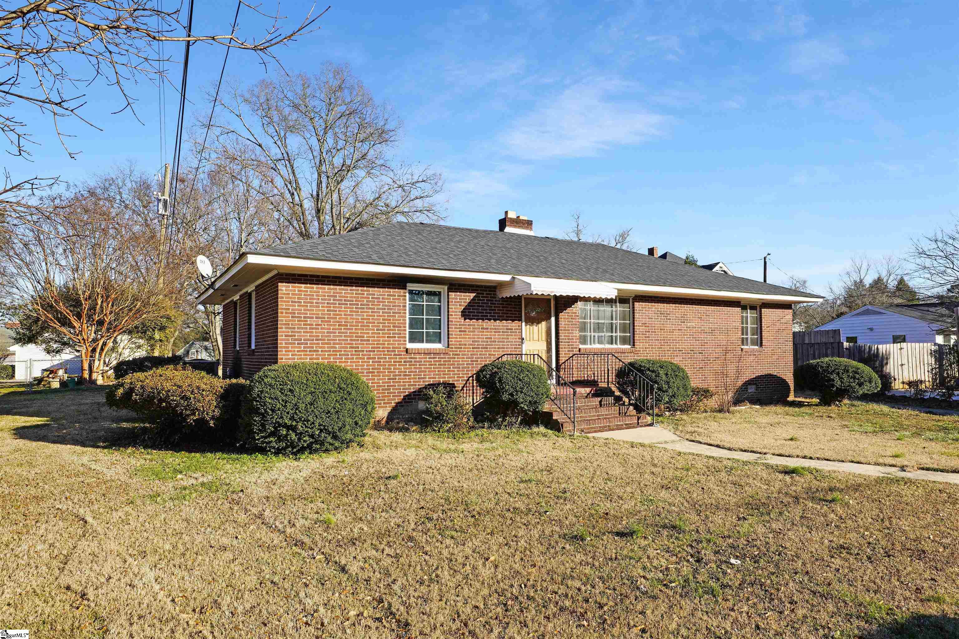117 Maxwell Avenue Anderson, SC 29624 - Photo 1 of 14 Gallery Image 1