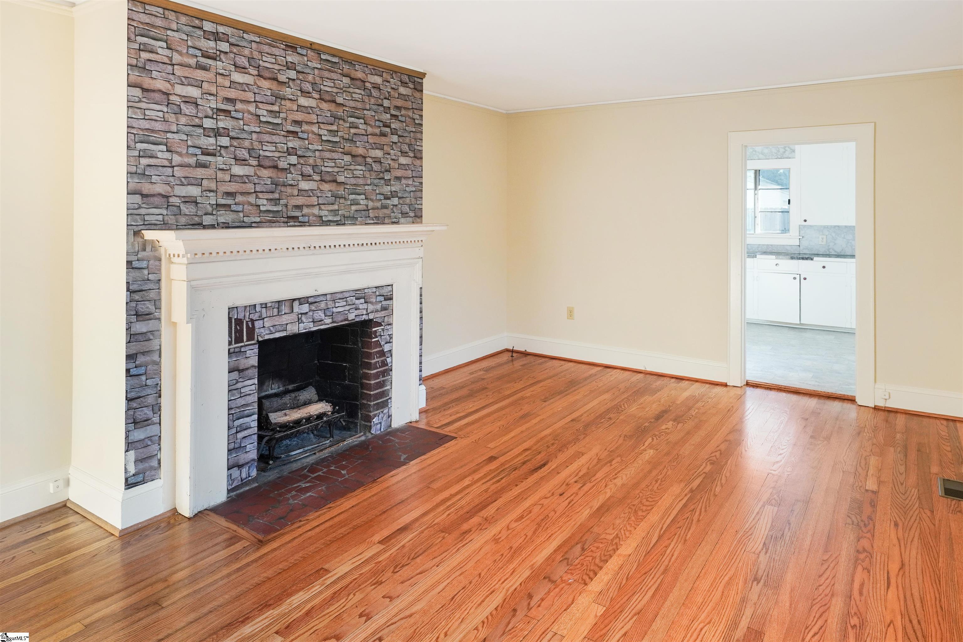 117 Maxwell Avenue Anderson, SC 29624 - Photo 5 of 14 Gallery Image 5