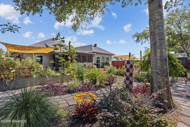 $264,500 | 107 Cezanne Drive, Rayne, LA 70578