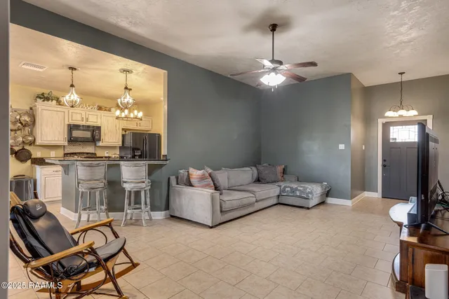 $264,500 | 107 Cezanne Drive, Rayne, LA 70578