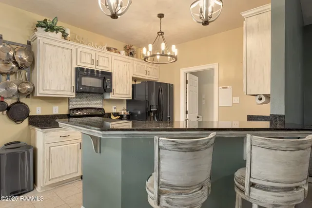 $264,500 | 107 Cezanne Drive, Rayne, LA 70578