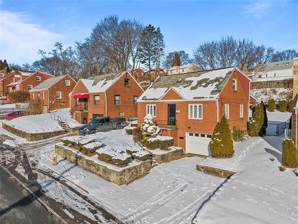 1027 Connor Road Pittsburgh, PA 15234 - Photo 2 of 40 Gallery Image 2