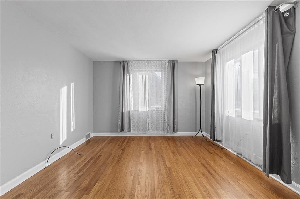 1027 Connor Road Pittsburgh, PA 15234 - Photo 7 of 40 Gallery Image 7