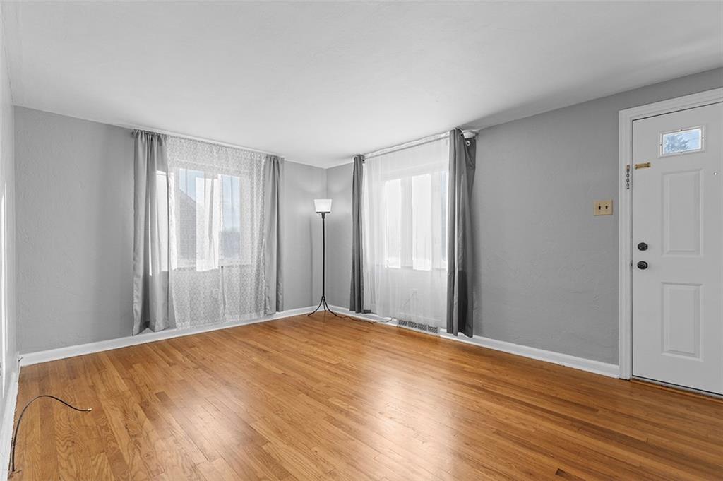 1027 Connor Road Pittsburgh, PA 15234 - Photo 8 of 40 Gallery Image 8