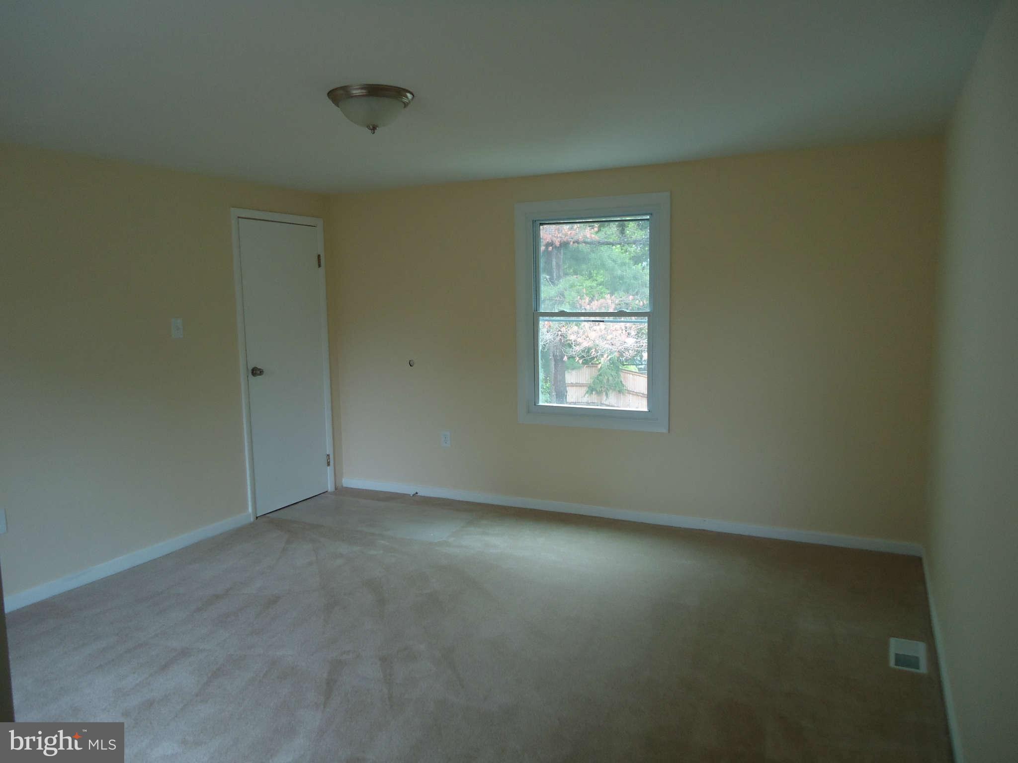 8413 Fort Foote Road Fort Washington, MD 20744 - Photo 16 of 22 3rd Bedroom
