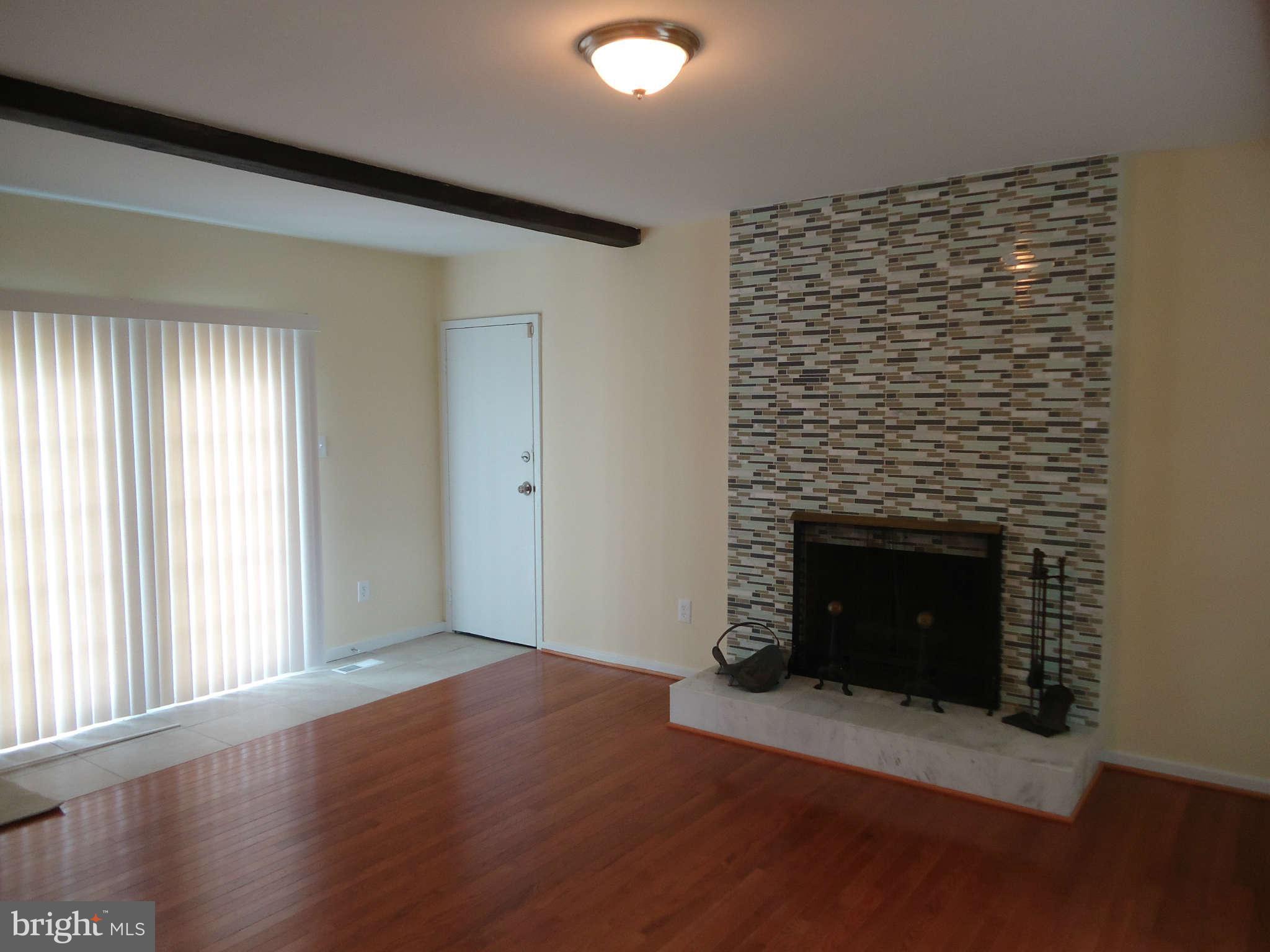 8413 Fort Foote Road Fort Washington, MD 20744 - Photo 4 of 22 Family Room