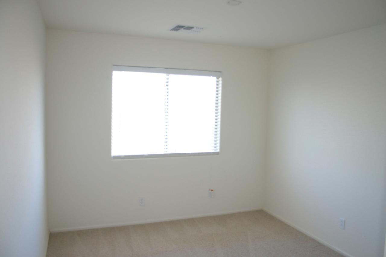 44795 West Applegate Road Maricopa, AZ 85139 - Photo 12 of 17 Upstairs Bedroom 2