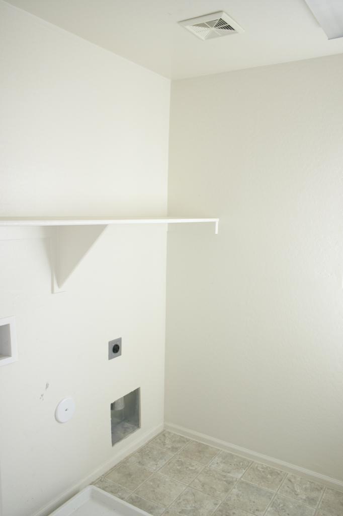 44795 West Applegate Road Maricopa, AZ 85139 - Photo 13 of 17 Upstairs Laundry Room