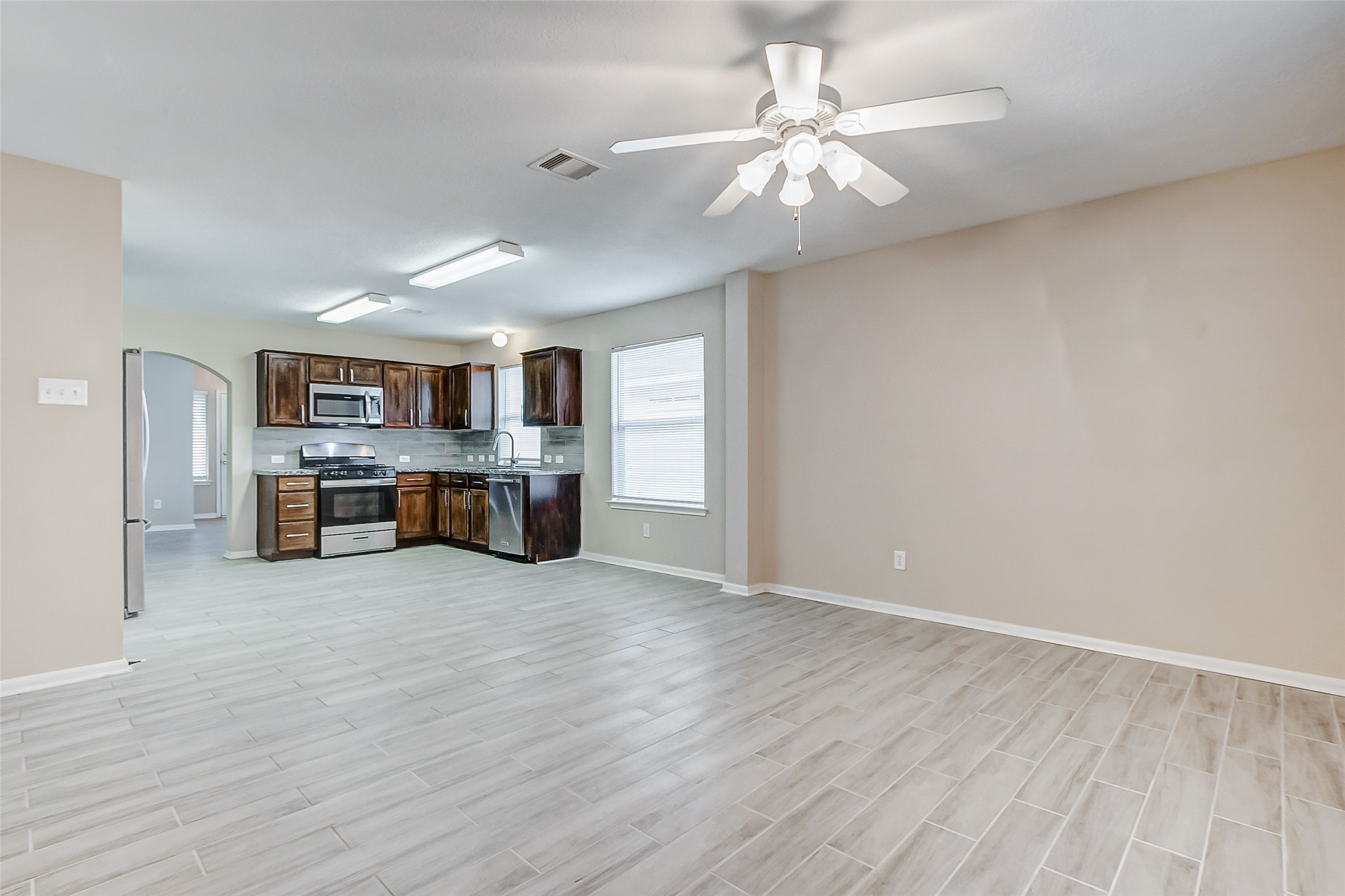 10822 Cane Grove Lane Houston, TX 77075 - Photo 16 of 44