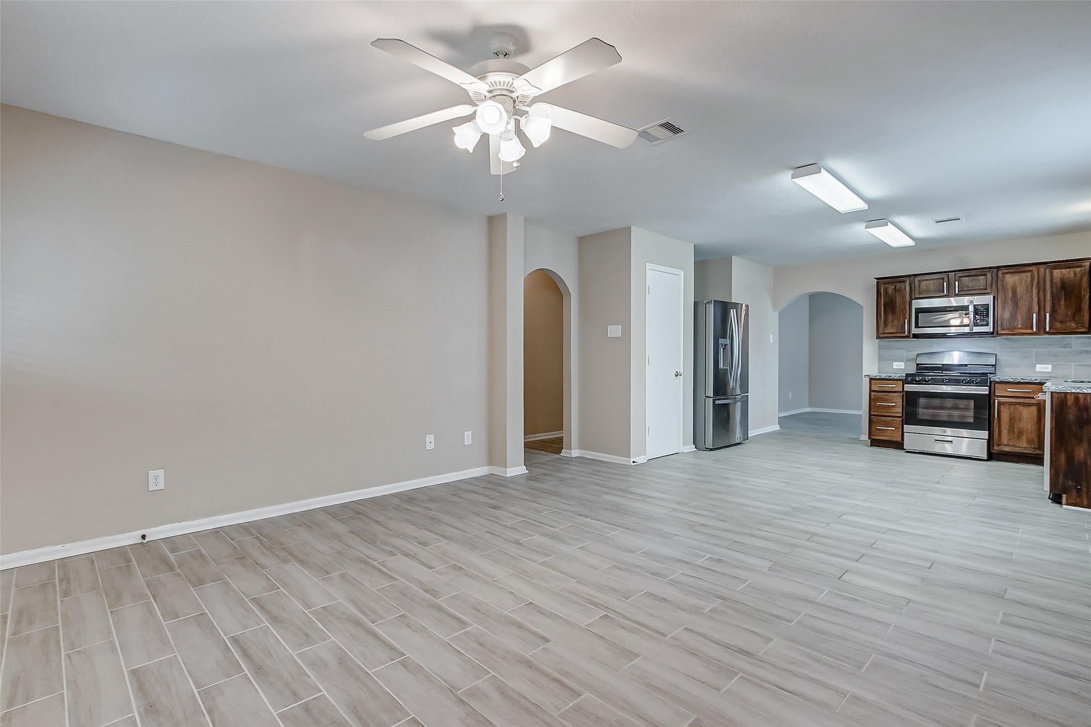 10822 Cane Grove Lane Houston, TX 77075 - Photo 17 of 44
