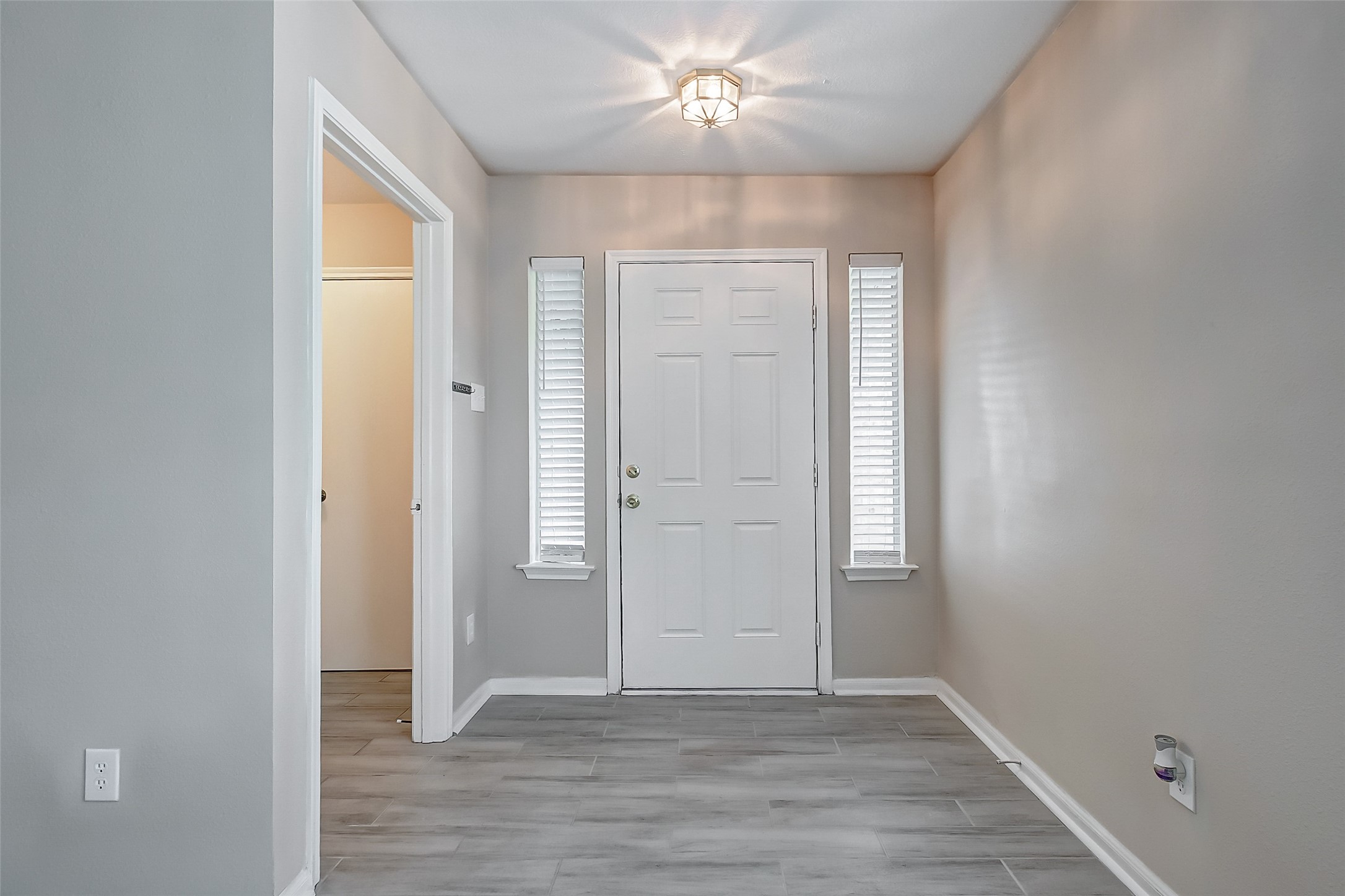 10822 Cane Grove Lane Houston, TX 77075 - Photo 8 of 44