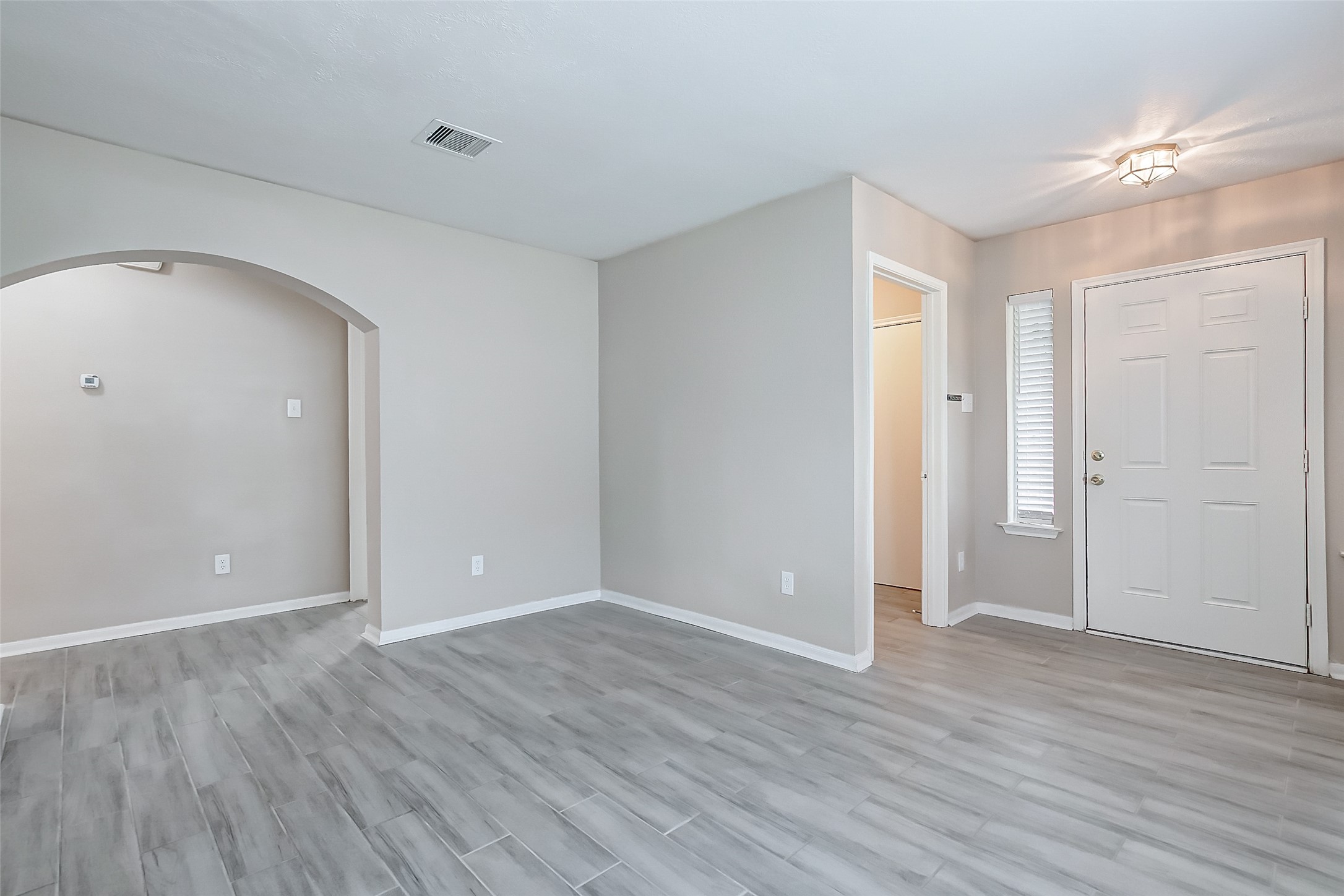 10822 Cane Grove Lane Houston, TX 77075 - Photo 9 of 44