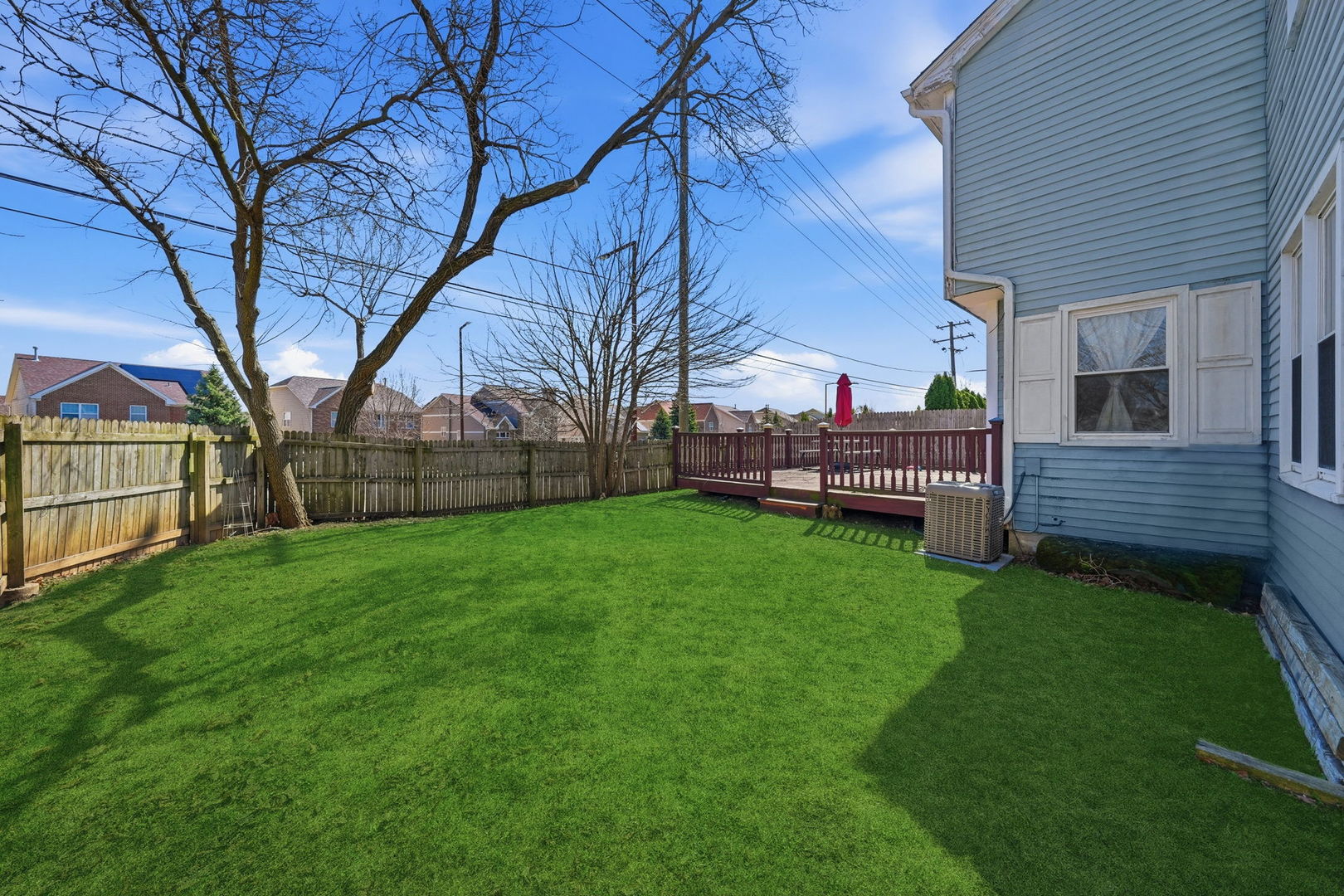 447 Thorndale Court Buffalo Grove, IL 60089 - Photo 21 of 24 a view of back yard with green space