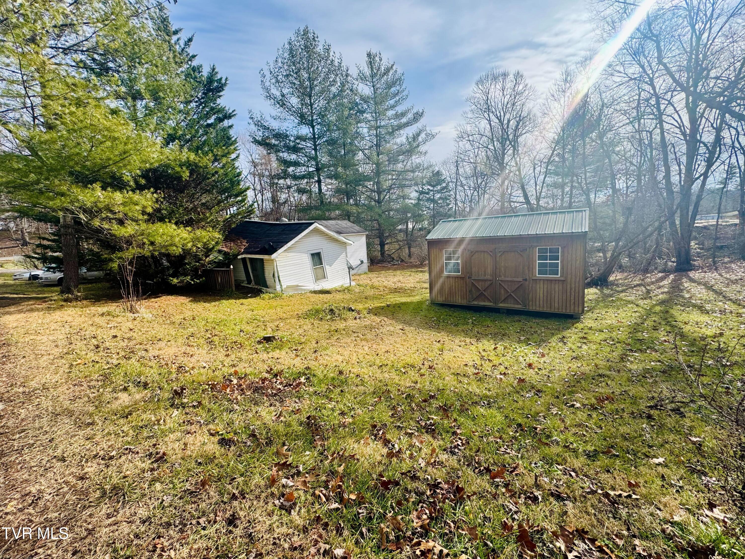 308 7th Street Northwest Coeburn, VA 24230 - Photo 12 of 17 13