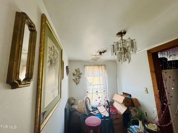 $74,999 | 308 7th Street Northwest, Coeburn, VA 24230