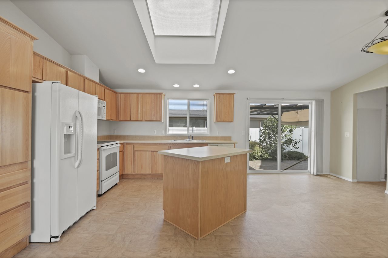 215 Meadowmere Road Deer Park, WA 99006 - Photo 13 of 21 Gallery Image 13