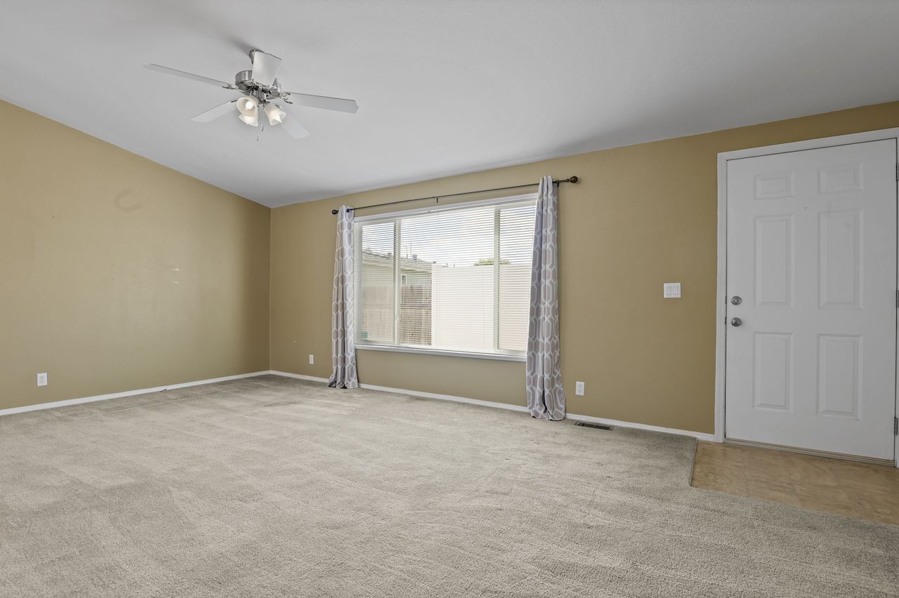 215 Meadowmere Road Deer Park, WA 99006 - Photo 8 of 21 Gallery Image 8