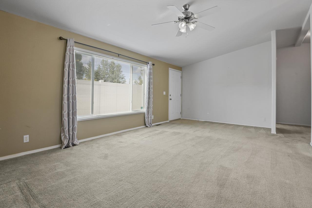 215 Meadowmere Road Deer Park, WA 99006 - Photo 9 of 21 Gallery Image 9