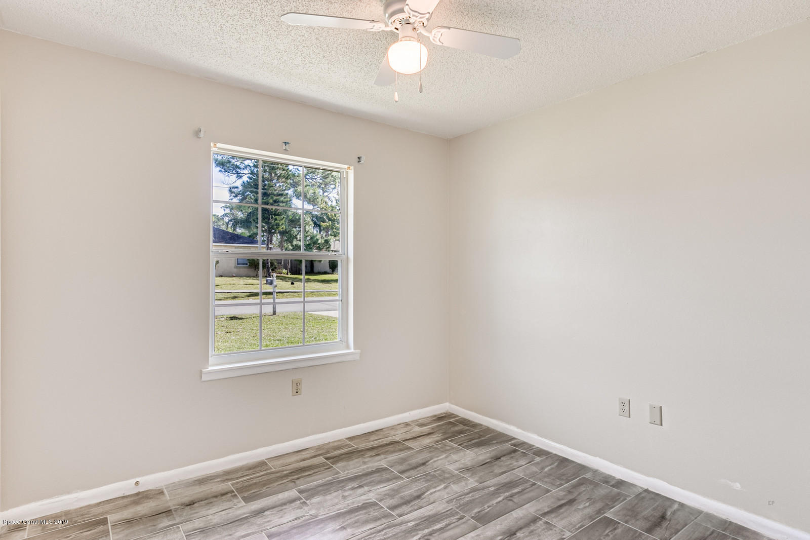 5964 Rena Avenue Cocoa, FL 32927 - Photo 12 of 16 Bedroom 3