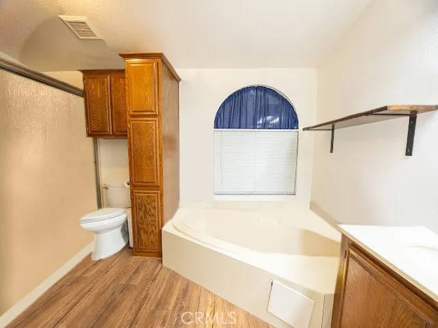 $360,000 | 13691 Gavina Avenue, Unit 505, Sylmar, CA 91342