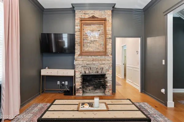 $3,350 | 305 Harnett Street, Wilmington, NC 28401