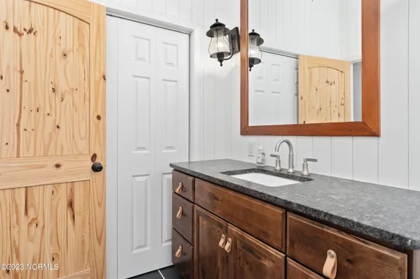 $3,350 | 305 Harnett Street, Wilmington, NC 28401