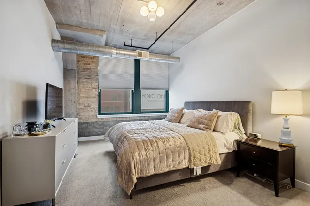 $599,000 | 411 West Ontario Street, Unit 421, Chicago, IL 60654