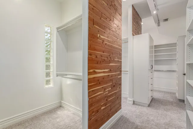 a view of walk in closet