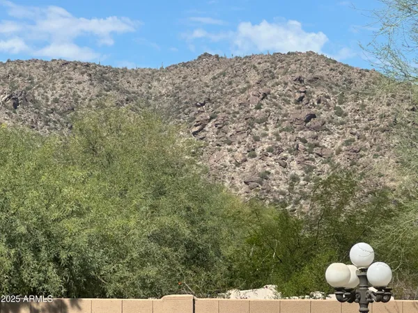 $2,375,000 | 3332 East Cherokee Street, Phoenix, AZ 85044