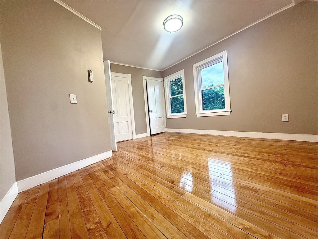 6 Wheelock Street Oxford, MA 01540 - Photo 13 of 30