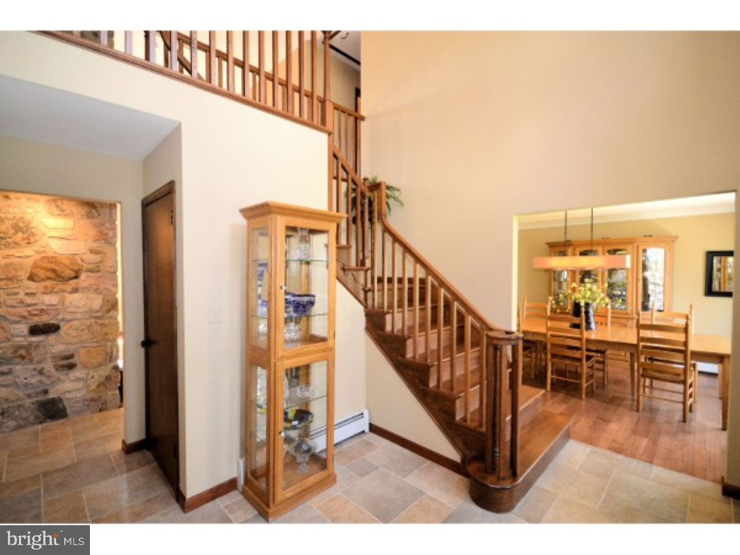 2802 Hill Road Green Lane, PA 18054 - Photo 4 of 25 Foyer