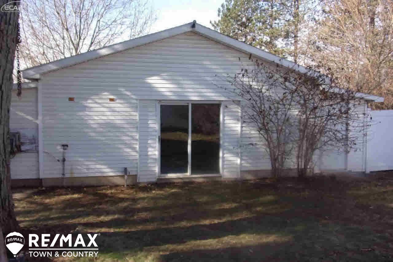 2886 West County Line Road Lennon, MI 48449 - Photo 29 of 39