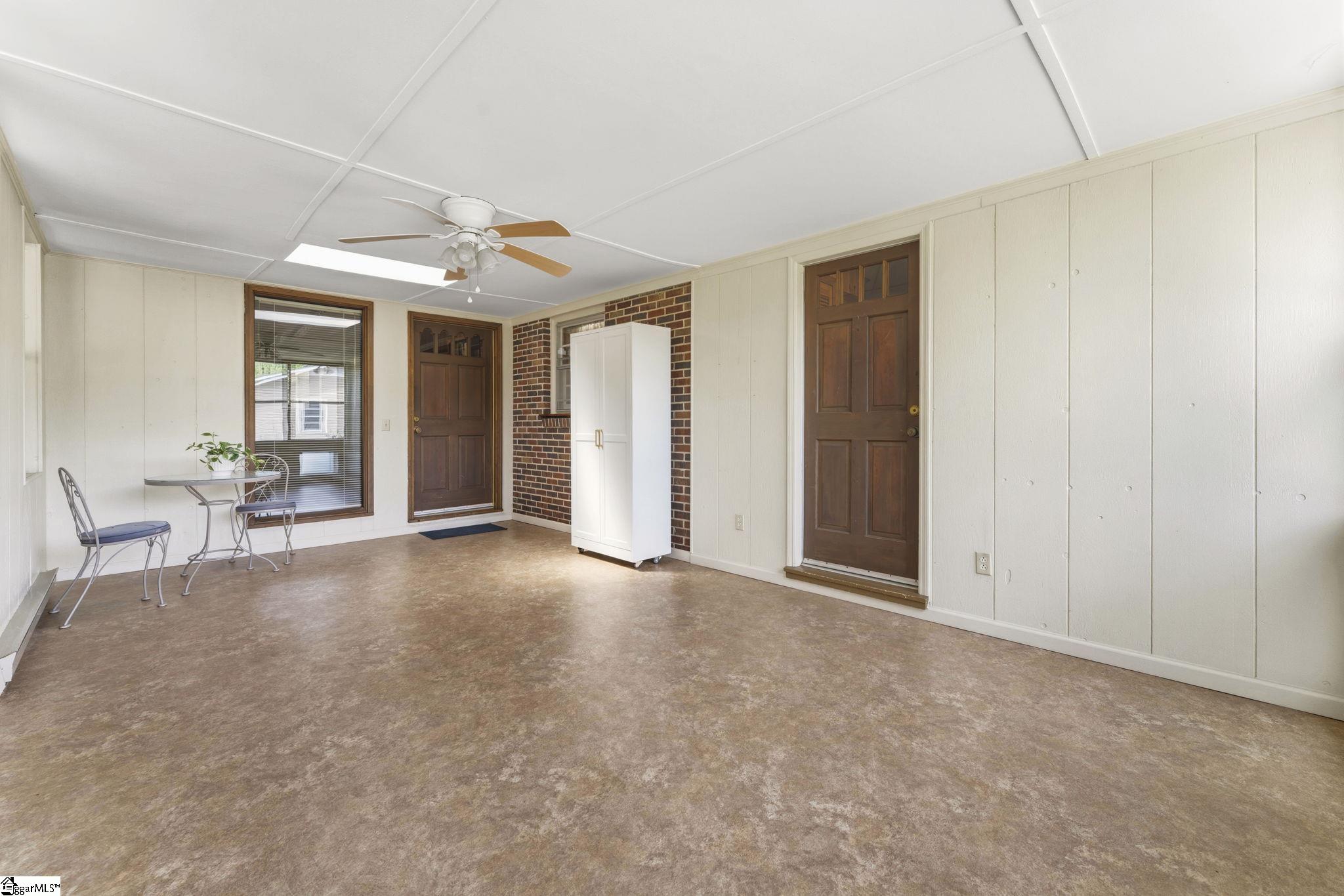 305 Nelson Drive Anderson, SC 29621 - Photo 28 of 36
