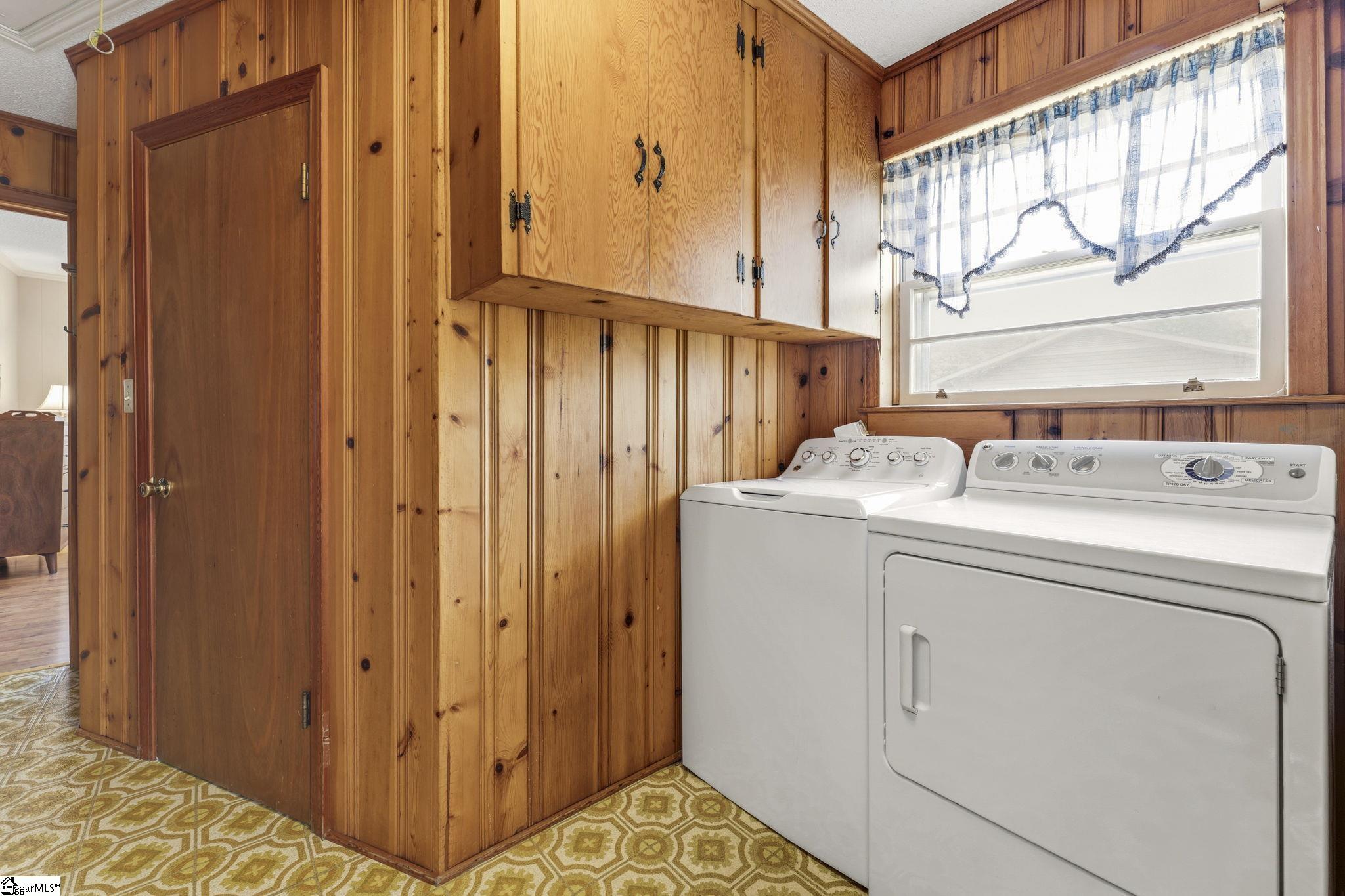 305 Nelson Drive Anderson, SC 29621 - Photo 32 of 36