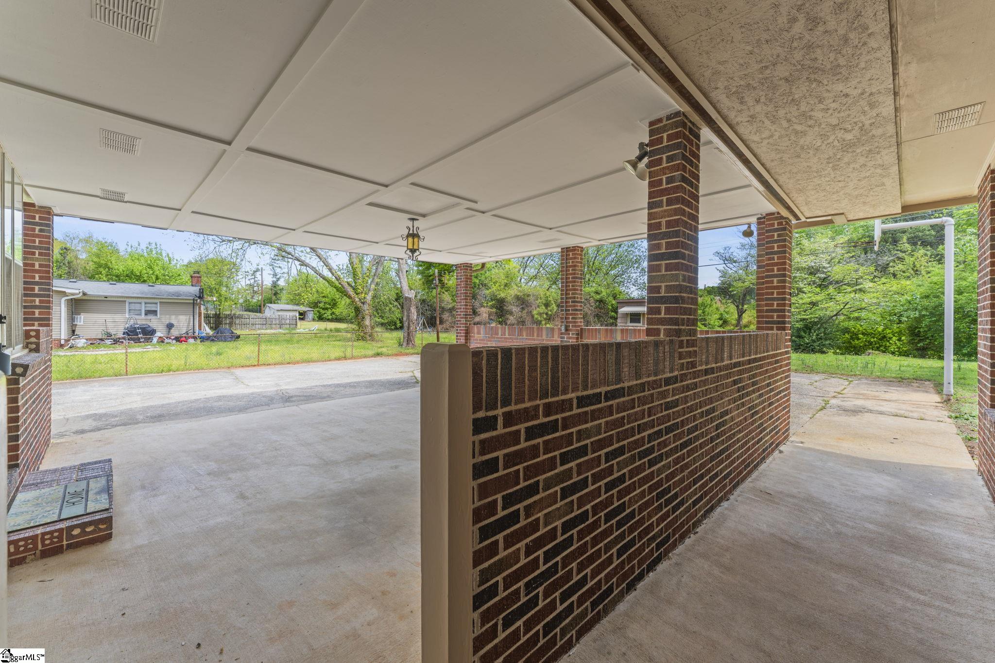 305 Nelson Drive Anderson, SC 29621 - Photo 33 of 36