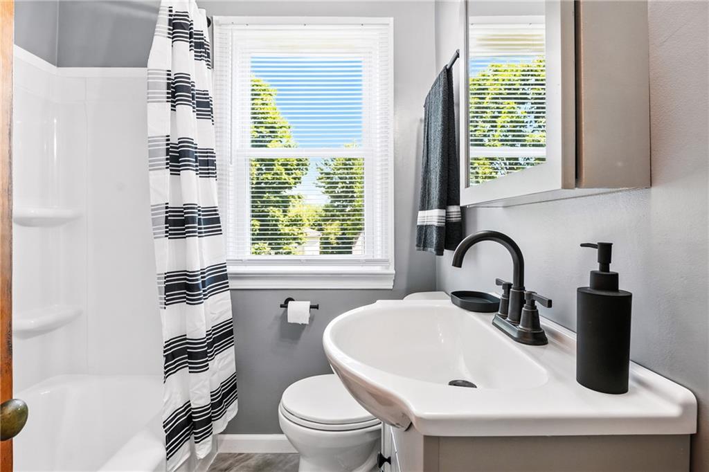 401 Grandview Avenue New Castle, PA 16101 - Photo 7 of 11