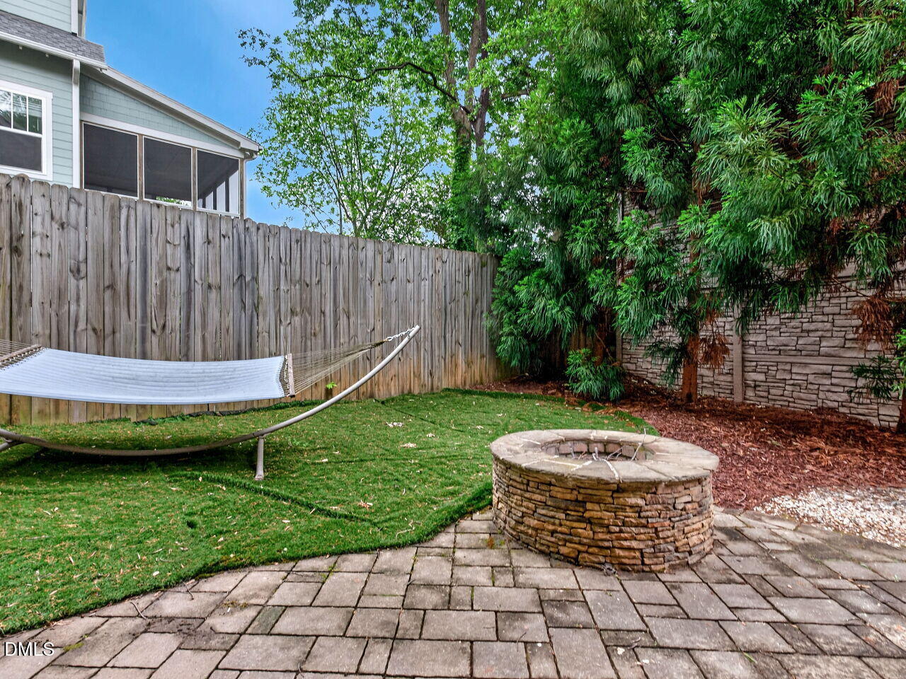 407 Bickett Boulevard Raleigh, NC 27608 - Photo 31 of 32