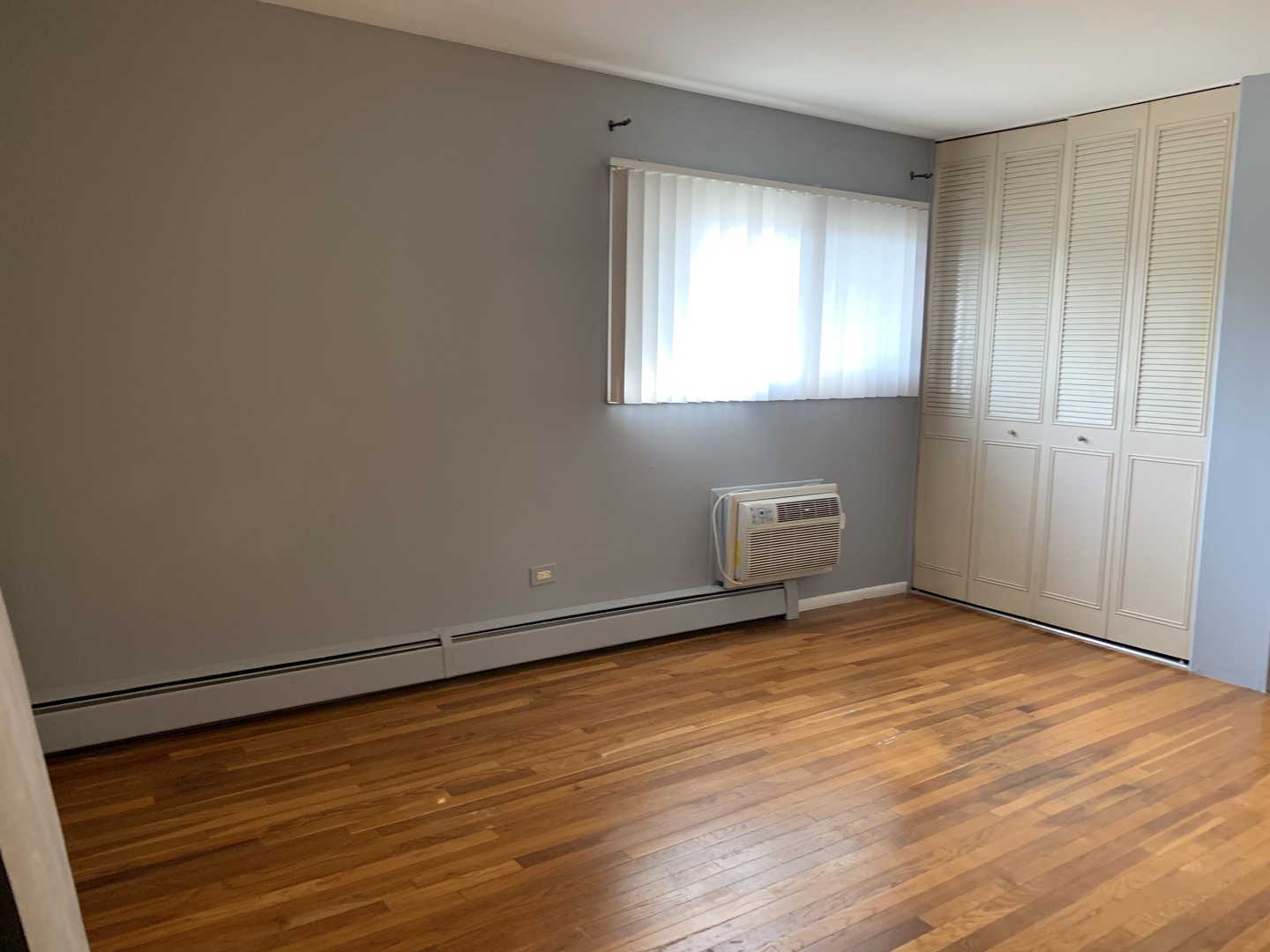 8876 Golf Road, Unit 2G Des Plaines, IL 60016 - Photo 8 of 19