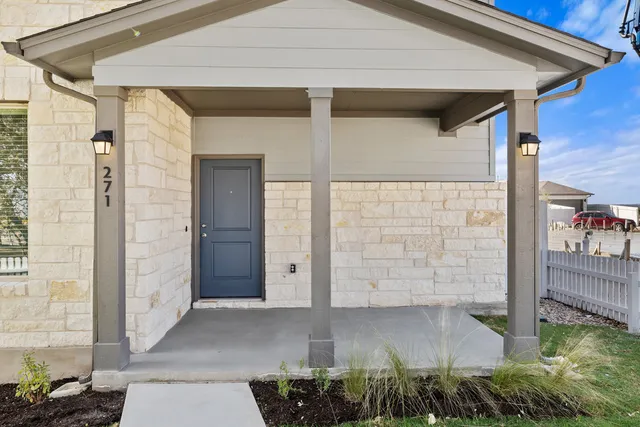 $329,999 | 372 Glocken Lane, Kyle, TX 78640