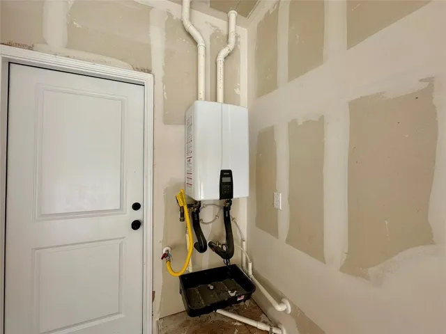 $329,999 | 372 Glocken Lane, Kyle, TX 78640