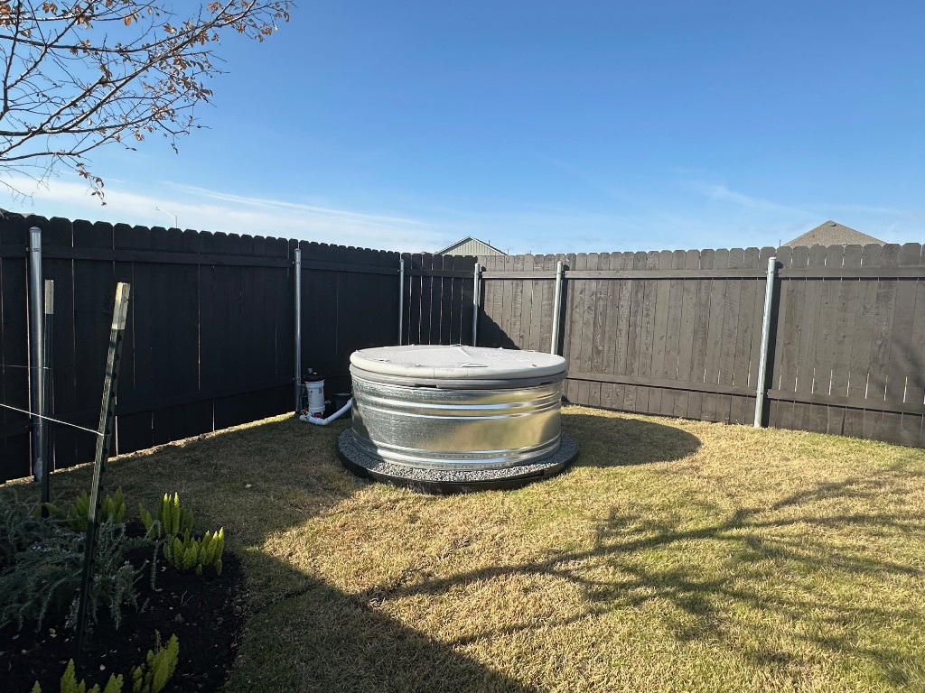 372 Glocken Lane Kyle, TX 78640 - Photo 29 of 37 a bathroom with a sink