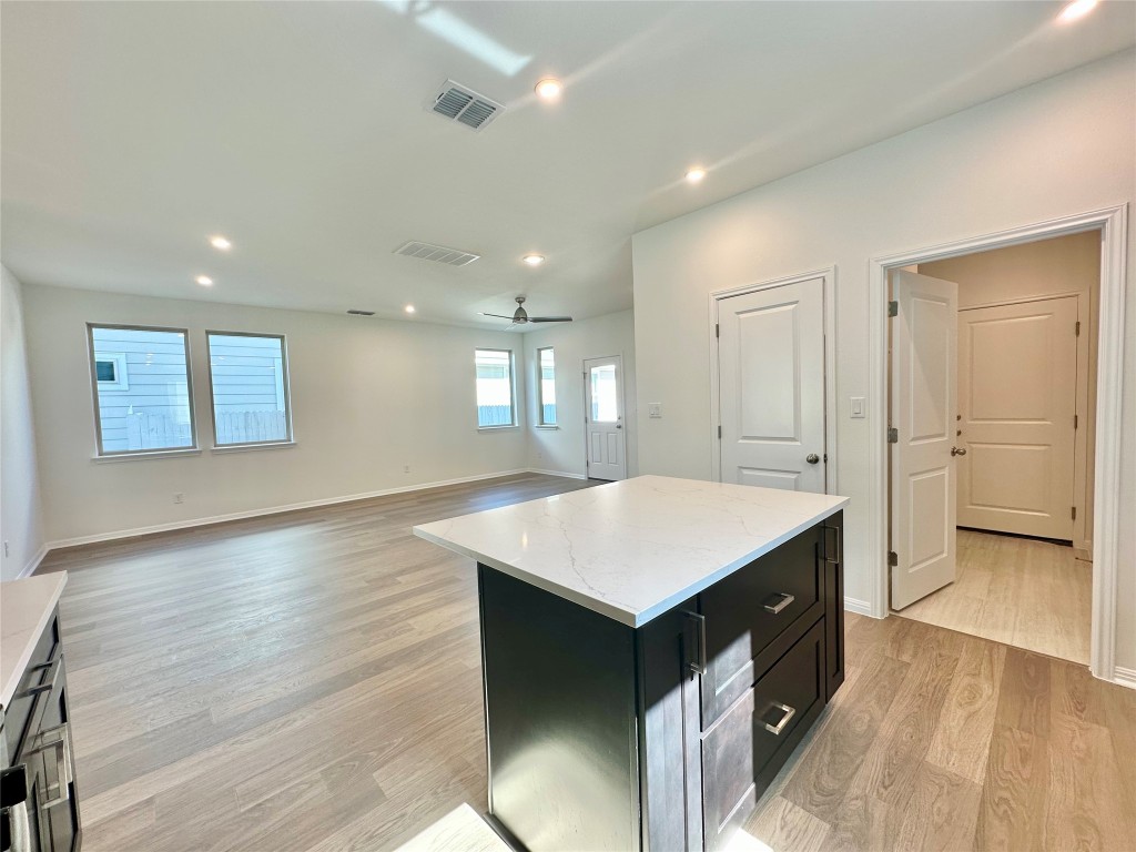 372 Glocken Lane Kyle, TX 78640 - Photo 7 of 37