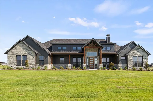 $735,000 | 4820 Sasha Way, Caddo Mills, TX 75135