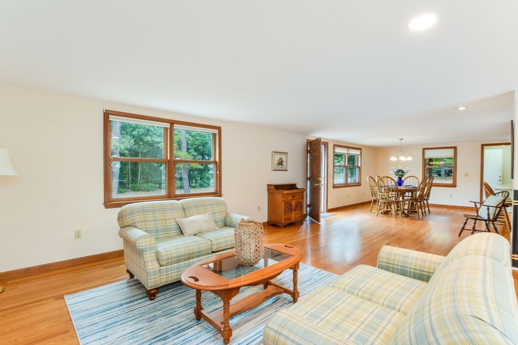 1065 Governor Prence Road Eastham, MA 02642 - Photo 11 of 38