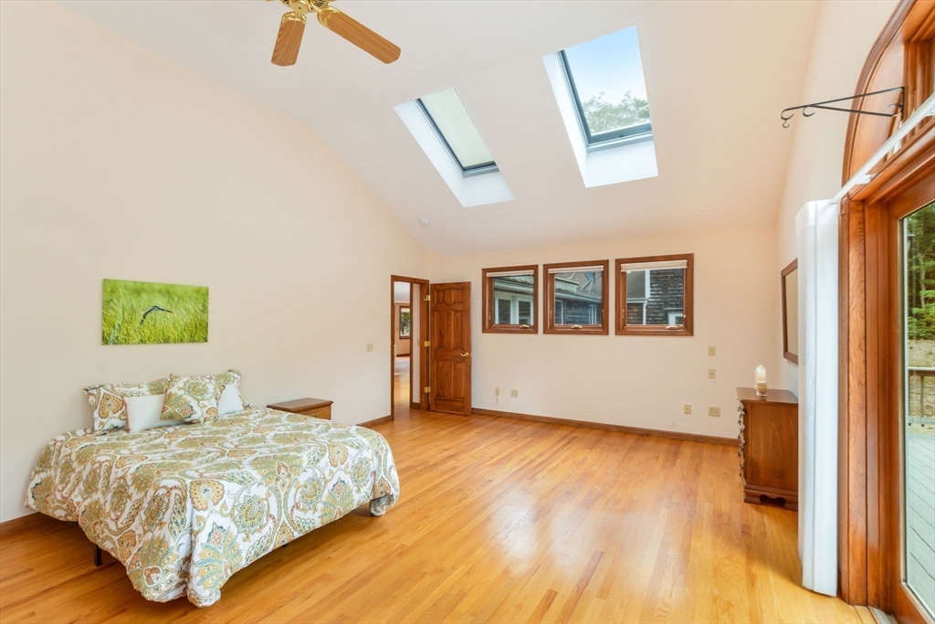 1065 Governor Prence Road Eastham, MA 02642 - Photo 16 of 38