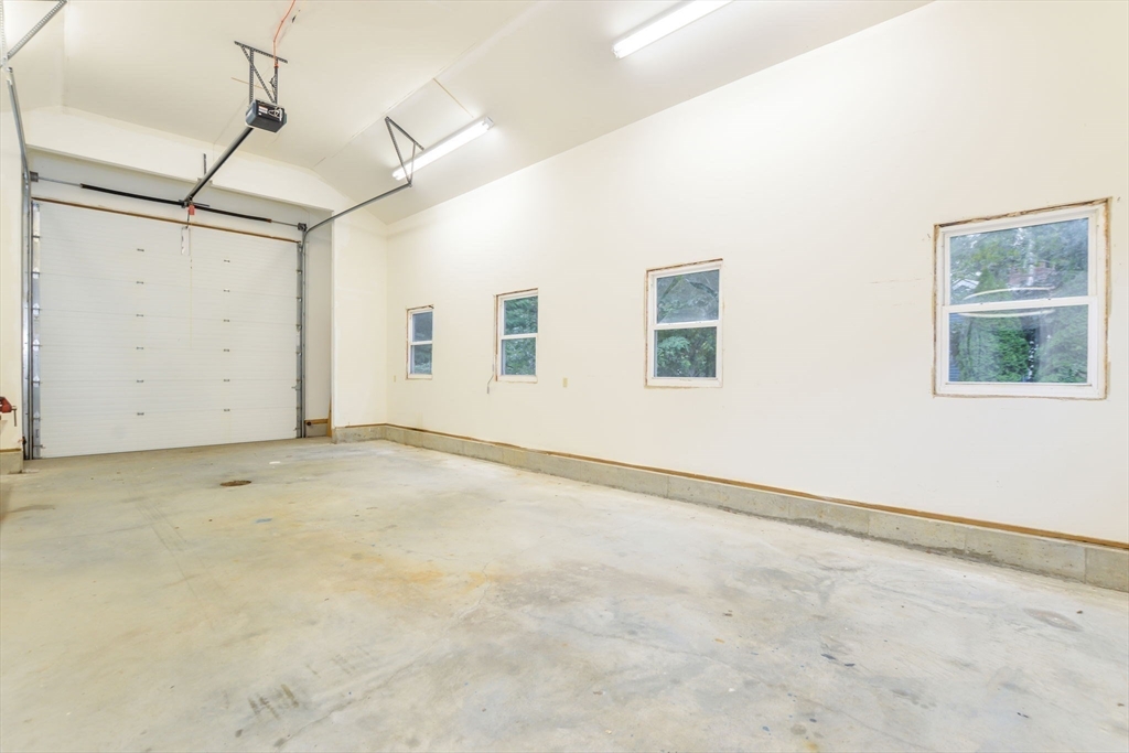 1065 Governor Prence Road Eastham, MA 02642 - Photo 25 of 38