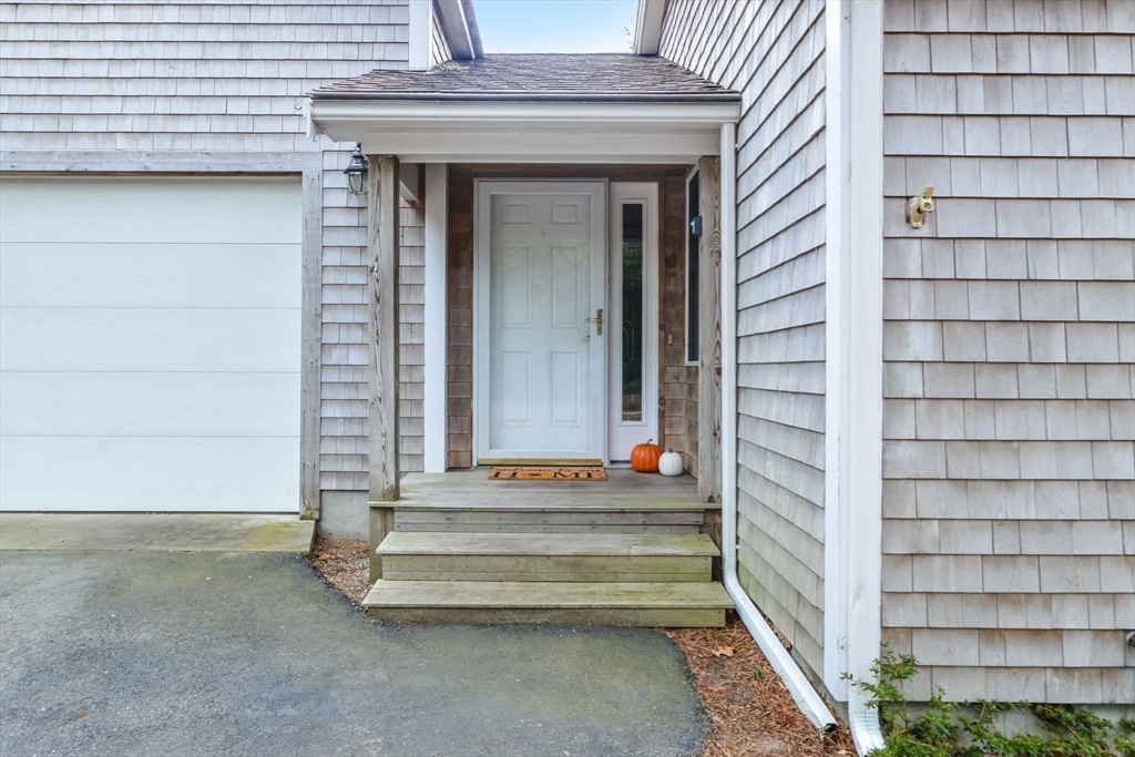 1065 Governor Prence Road Eastham, MA 02642 - Photo 26 of 38