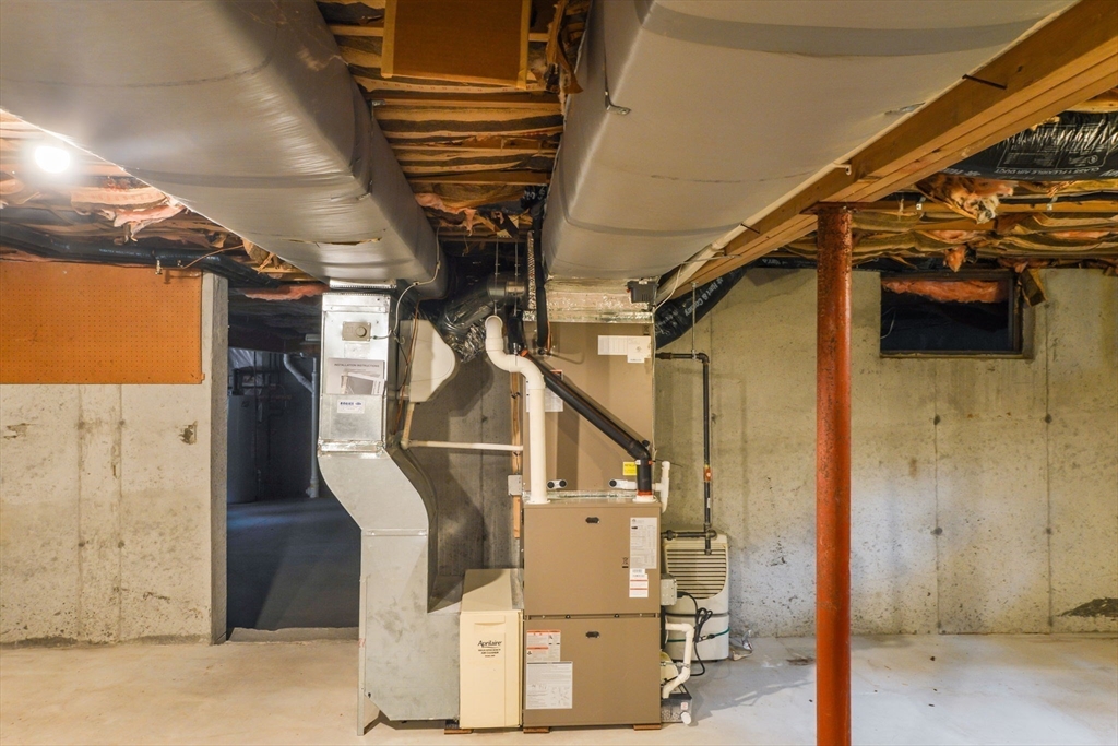 1065 Governor Prence Road Eastham, MA 02642 - Photo 33 of 38